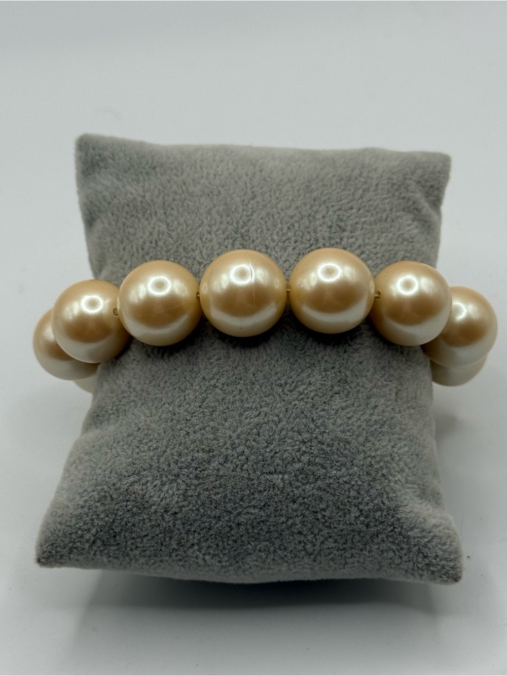 Large Monet Classic Champagne Pearl Stretch Bracelet